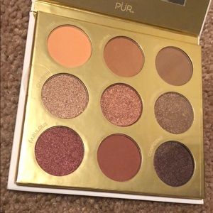 Be Your Selfie Eye Shadow Pallet